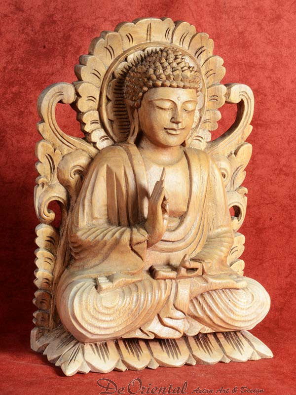 mei Lounge kapperszaak Houtsnijwerk van Boeddha in Vitakarka mudra | De Oriental
