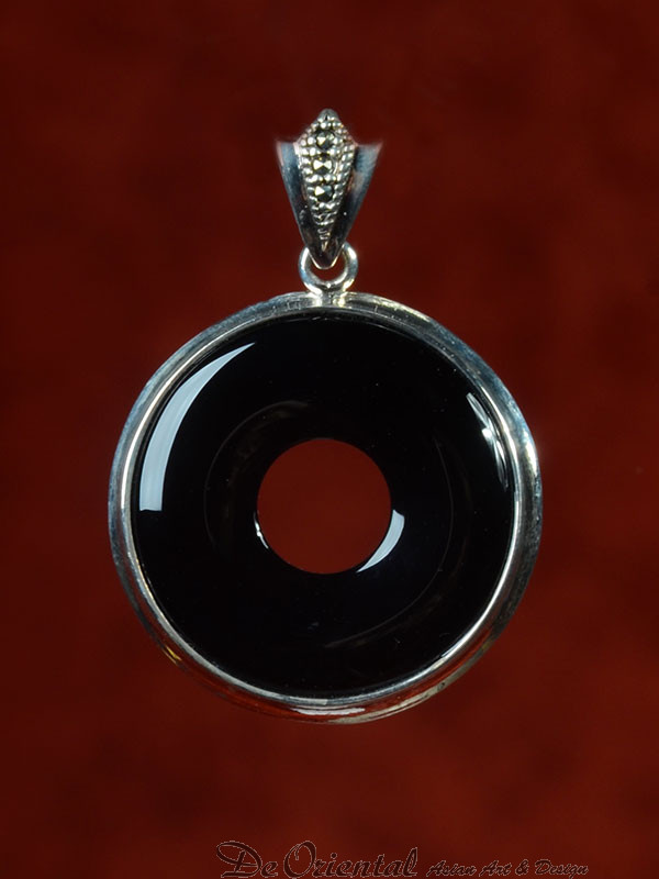 Oneffenheden Toegangsprijs Zuigeling Chakra hanger zilver met onyx zetting | De Oriental